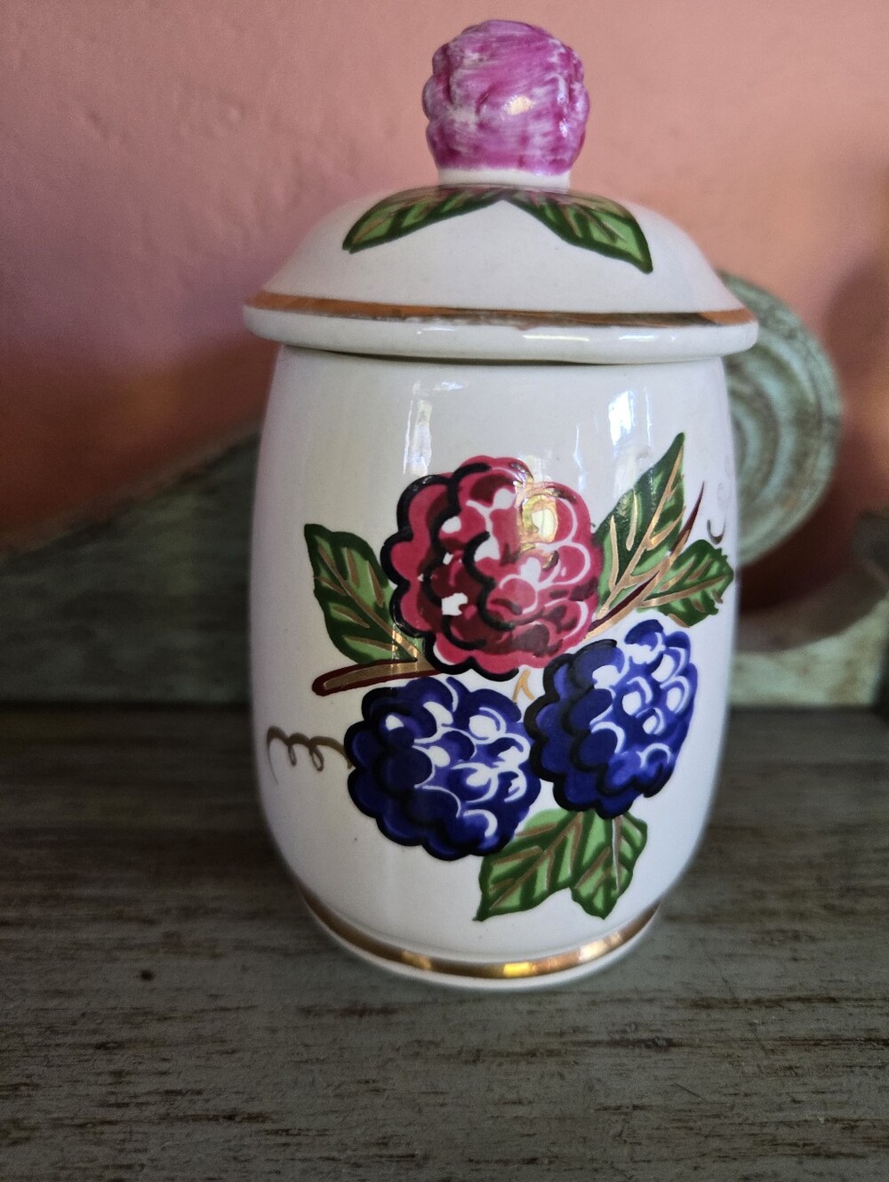 Vintage Knott's Berry Farm Covered Jam Pot Excellent